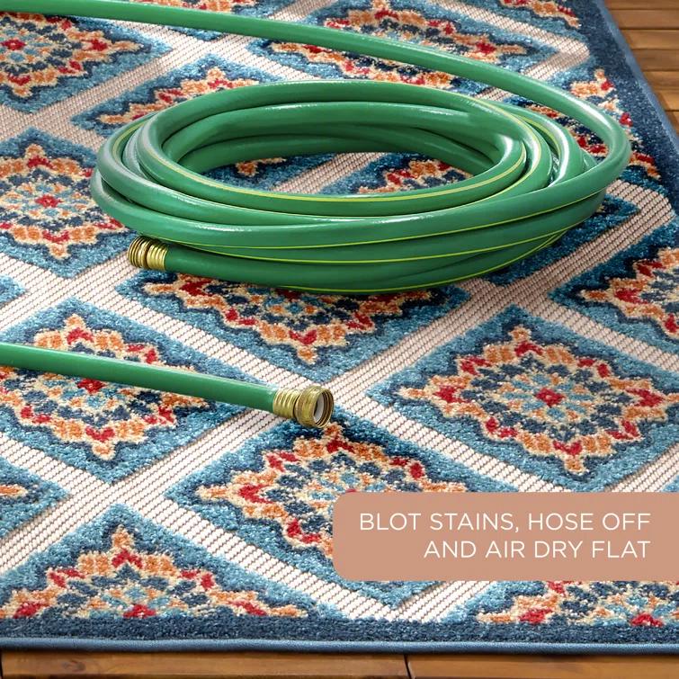 TOWN & COUNTRY EVERYDAY Brooks Retro Geo Outdoor Rug Red/Multi