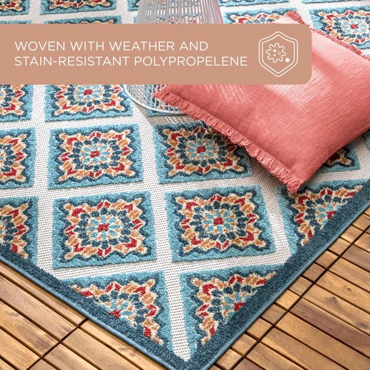 TOWN & COUNTRY EVERYDAY Brooks Retro Geo Outdoor Rug Red/Multi