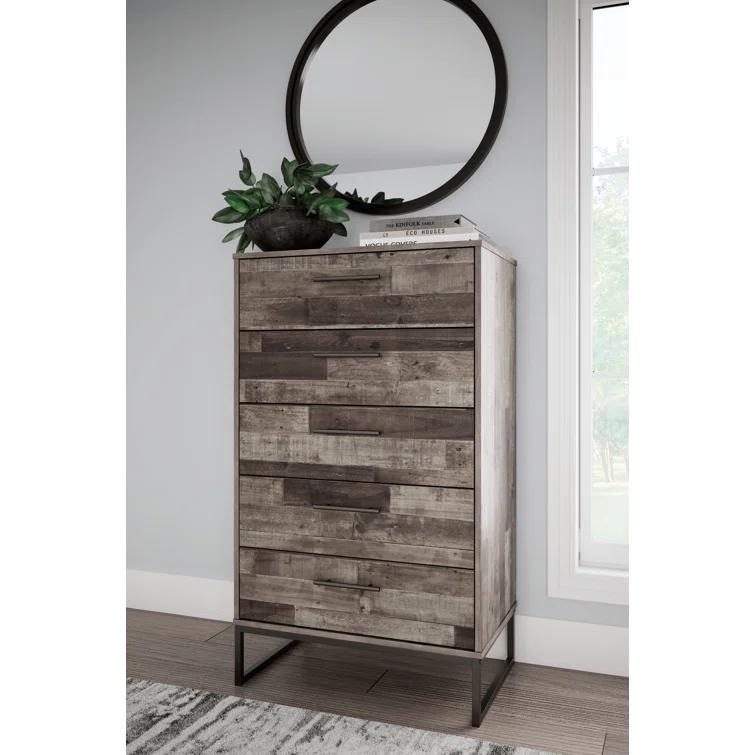 Neilsville 5 Drawer 29.88" W Chest