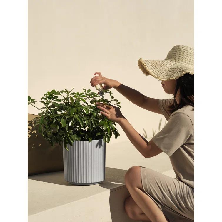 Demi Series Round Planter
