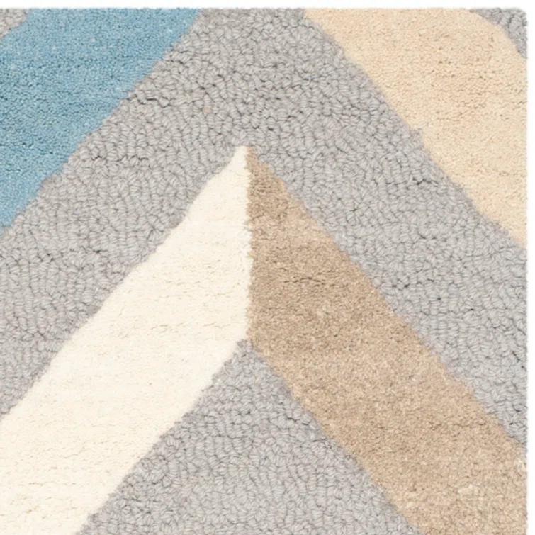 Safavieh Cambridge Hand Tufted Wool Chevron Rug
