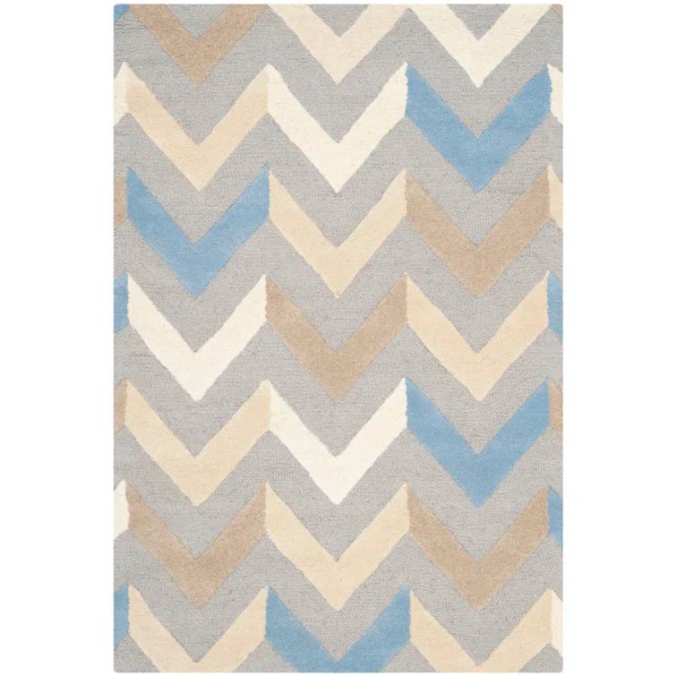 Safavieh Cambridge Hand Tufted Wool Chevron Rug
