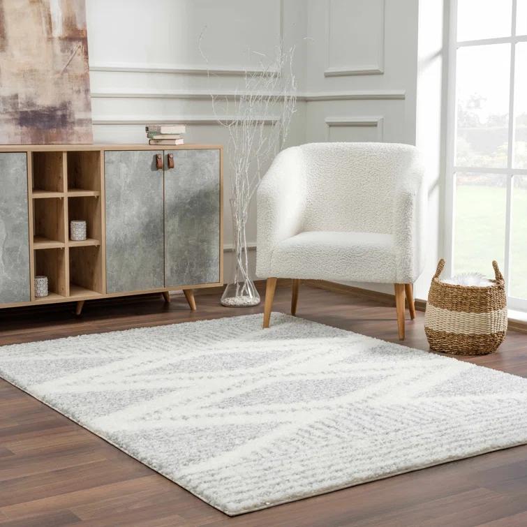 Union Rustic Hrinda Indoor Rug