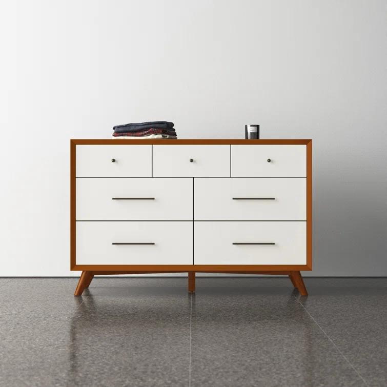 Williams 7-Drawer Dresser