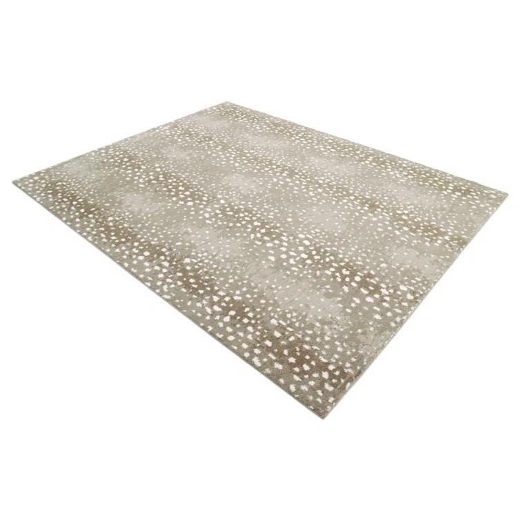 Esmarie Hand-Knotted Wool Rug - Sand / 10' x 14'