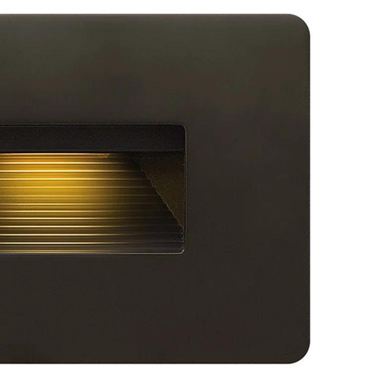 Luna Horizontal 120v 2700K Integrated LED Step Light