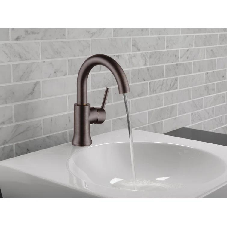 Trinsic Single Hole Bathroom Faucet with Drain Assembly, Single Handle Bathroom Sink Faucet