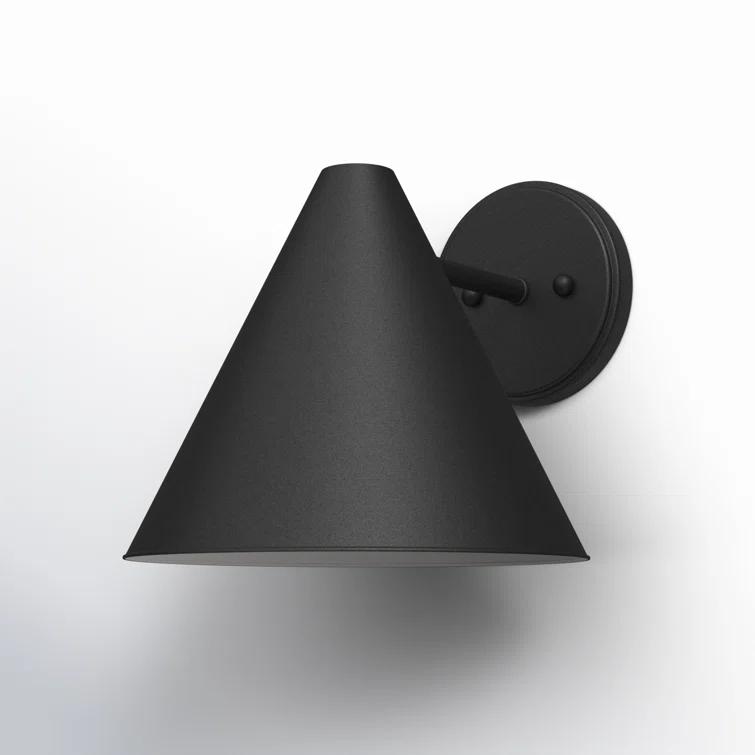Dedmon Wall Light