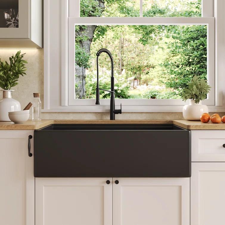 33"L x 20"W Farmhouse Kitchen Sink Deep Single Bowl Fireclay Workstation Sink with Cutting Board and Dish Drying Rack