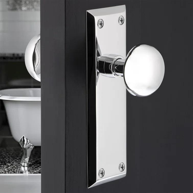 New York Plate with New York Door Knob