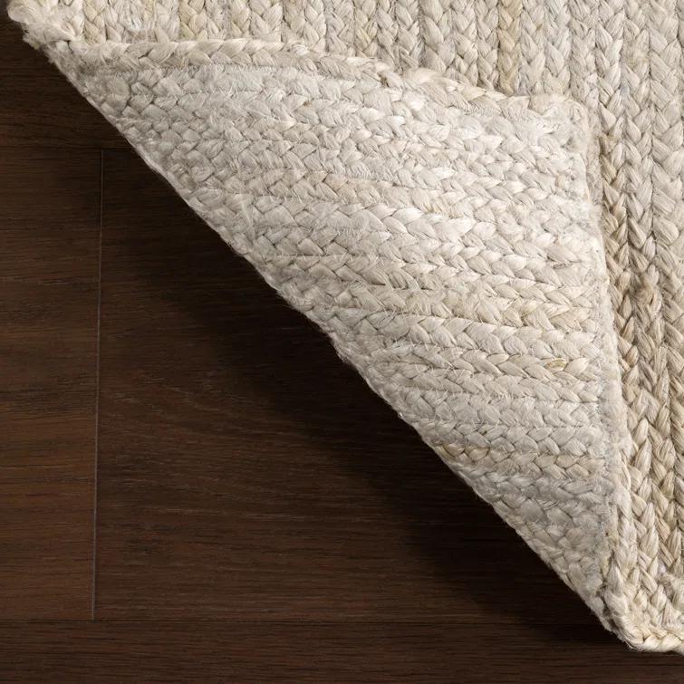 Cruise Handmade Braided Jute Area Rug in Off White