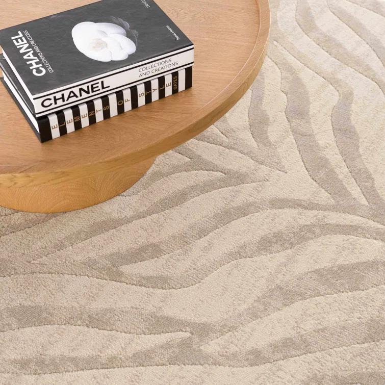 Edsel Oriental Light Gray/Beige Area Rug