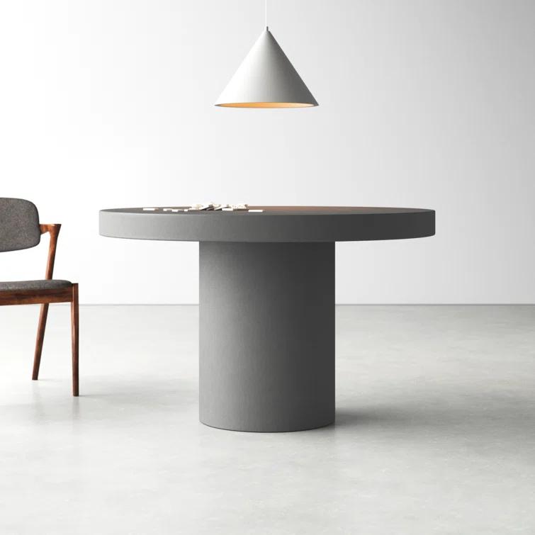 Ruka Round Dining Table