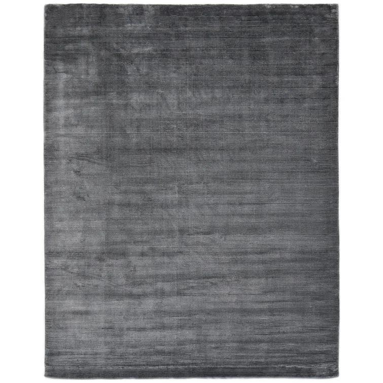 Minh Rug - 5' x 8'