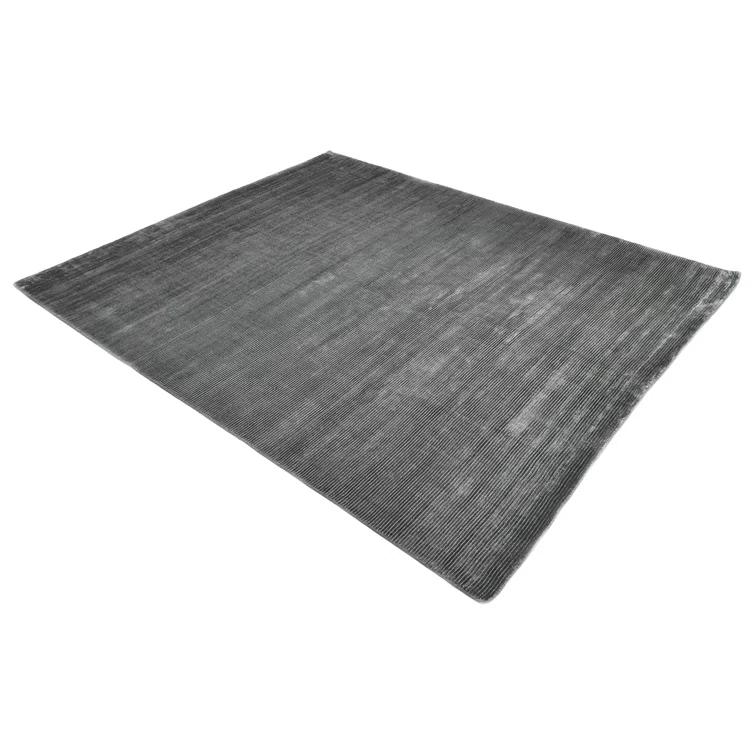 Minh Rug - 5' x 8'