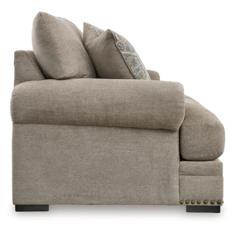 Magdeline Loveseat