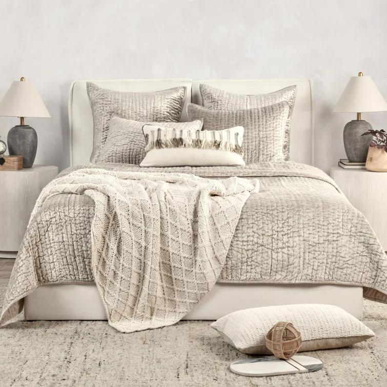 Dimitry 100% Rayon Velvet Sage Green Queen Quilt by Kosas Home