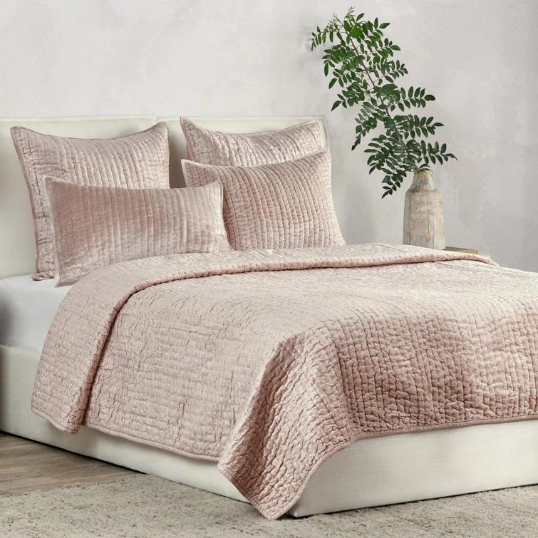 Classic Home Dimitry 100% Rayon Velvet Bliss Pink Queen Quilt by Kosas Home