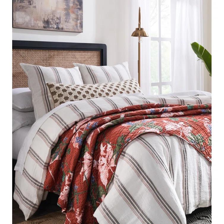 Amity Home Fitzgerald Cotton Blend Quilted Floral Quilt