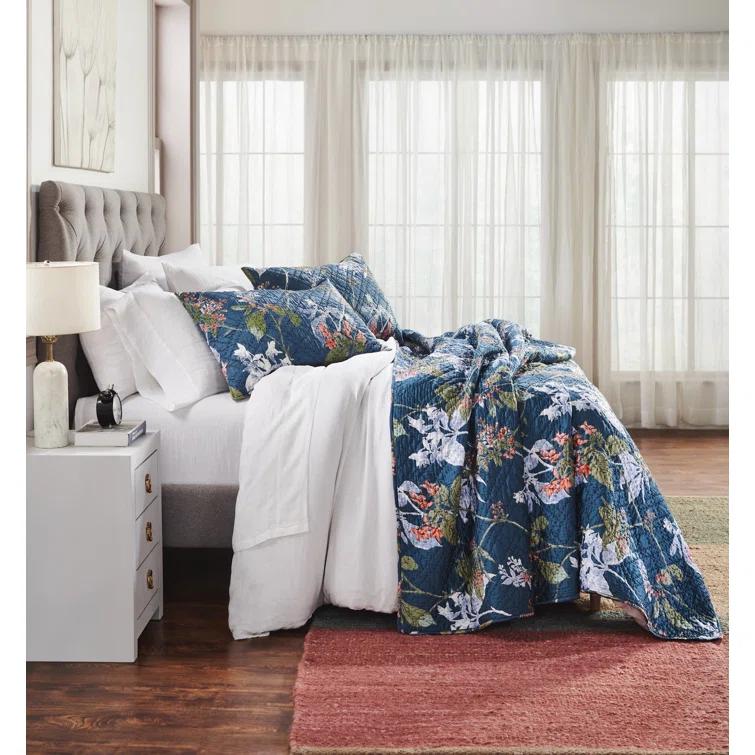 Amity Home Fitzgerald Cotton Blend Quilted Floral Quilt