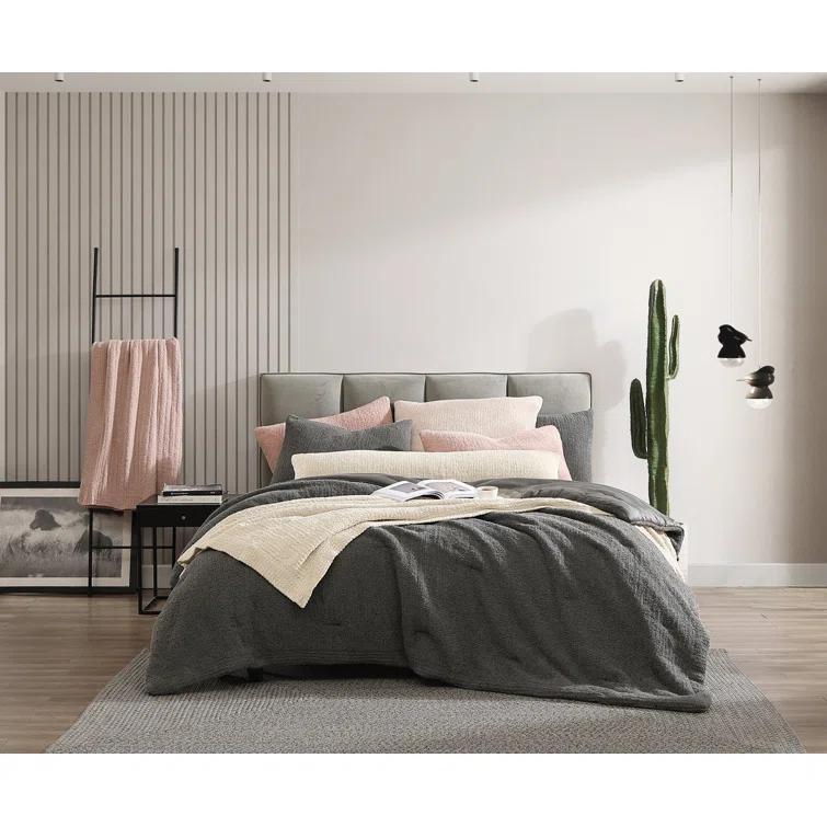 Sunday Citizen Snug Throw Blanket