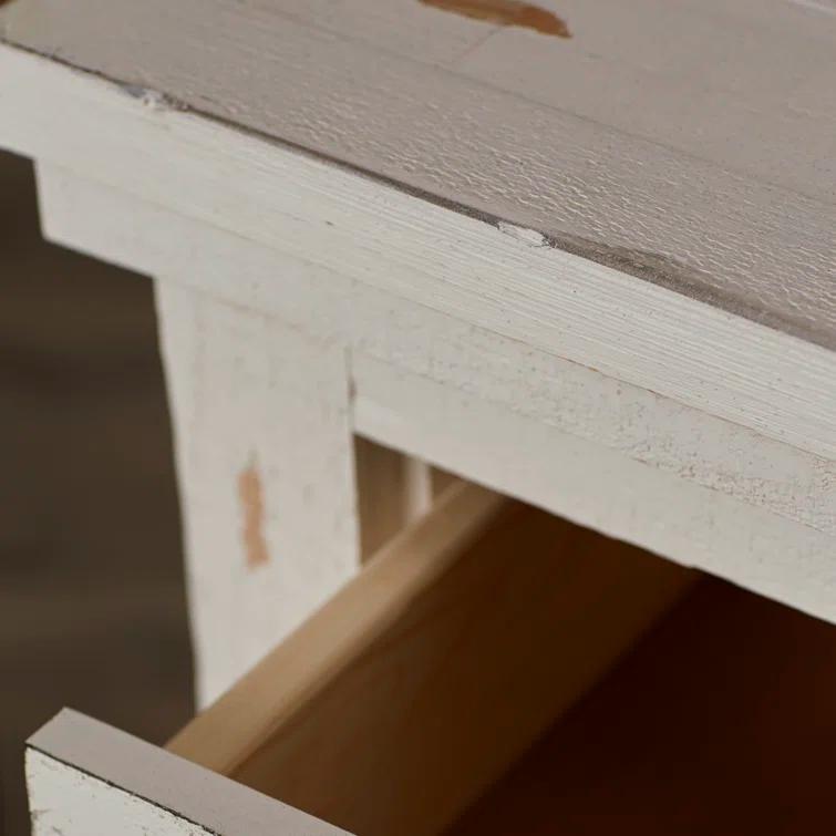 Wolferstorn 3 - Drawer Nightstand