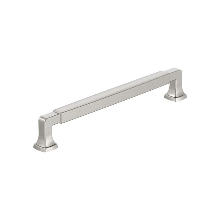 Stature Bar Pull