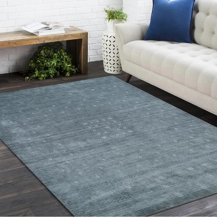Cyrena Hand-Loomed Wool Rug - Slate / 5' x 8'