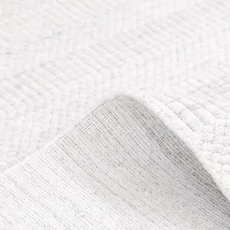 Handmade Ivory Wool and Viscose 9' x 12' Area Rug