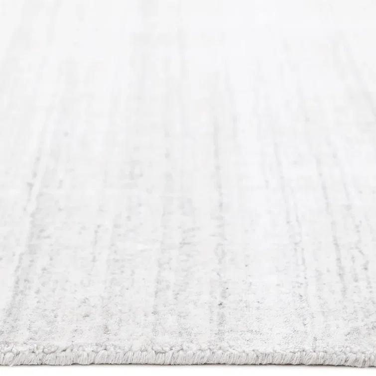 Harbor Hand Loomed Wool/Viscose/Cotton Area Rug in Ivory