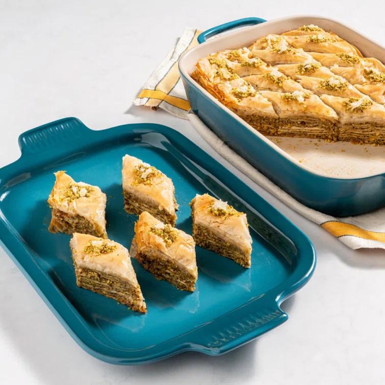 Le Creuset Le Creuset Stoneware Rectangular Dish With Platter Lid, 2.75Qt.