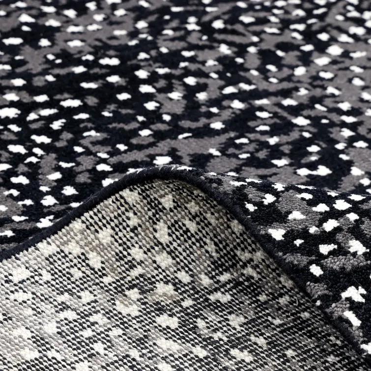 Viviana Abstract Area Rug in Black/Gray/White