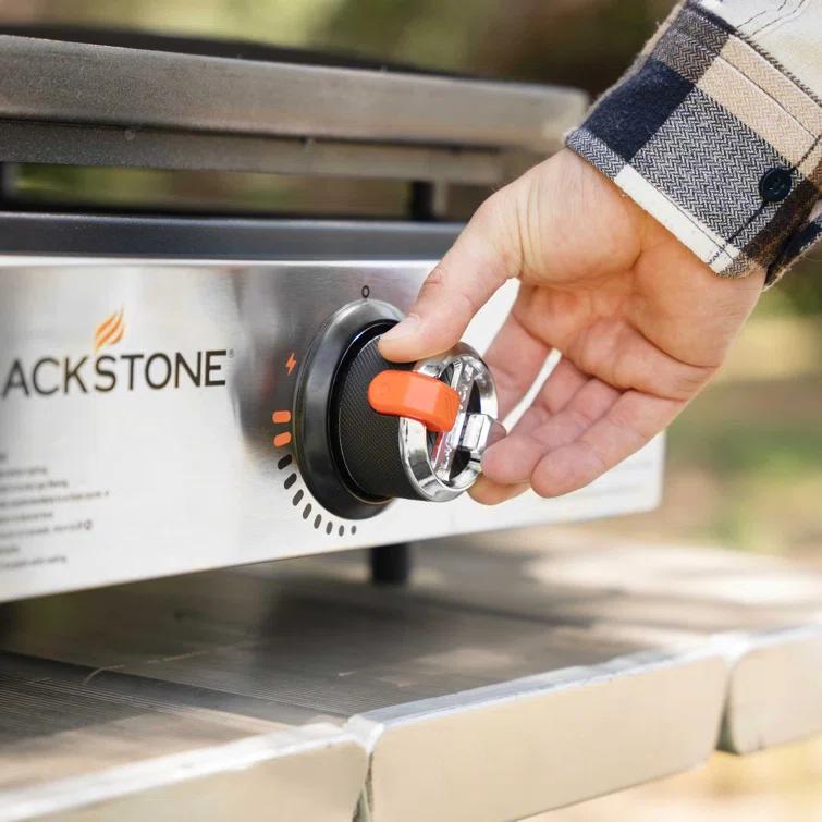 Blackstone 12000 BTU Single Burner 17" Tabletop Propane Griddle