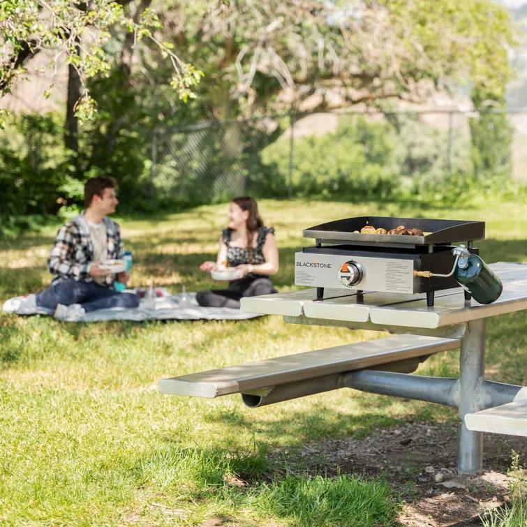 Blackstone 12000 BTU Single Burner 17" Tabletop Propane Griddle