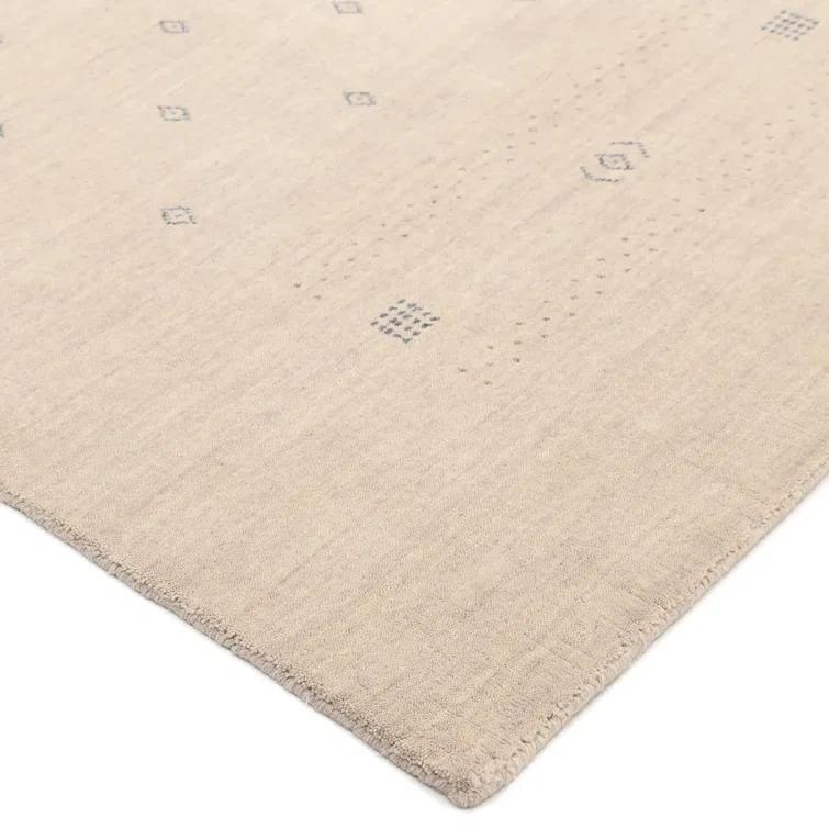 Cyrena Hand-Loomed Wool Rug - Natural / 5' x 8'