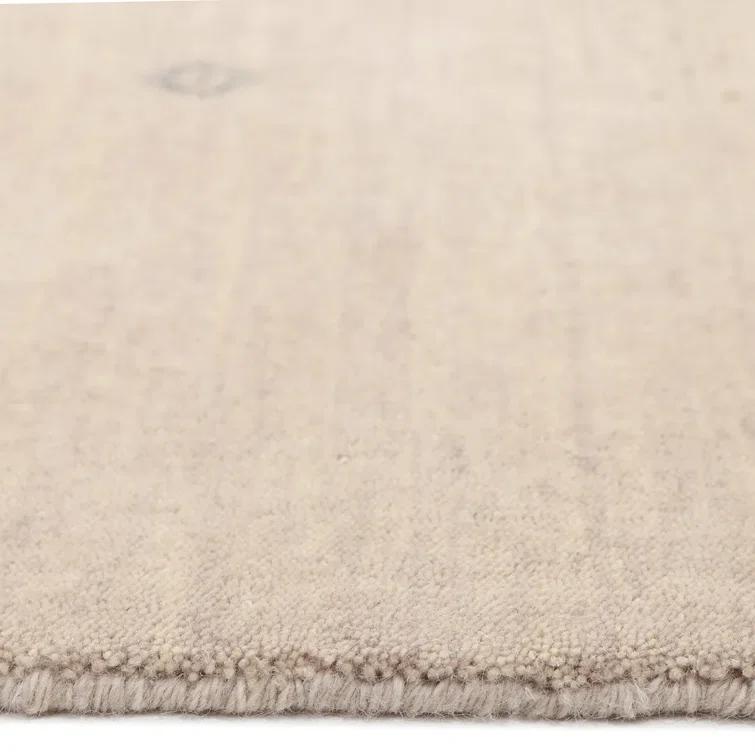 Cyrena Hand-Loomed Wool Rug - Natural / 5' x 8'