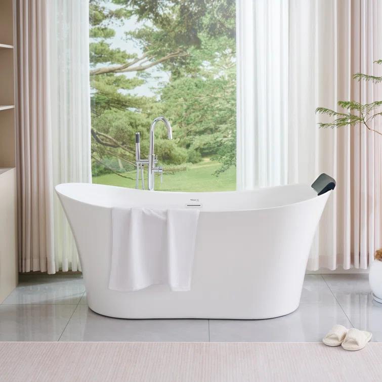 67" x 31" Freestanding Soaking Bathtub