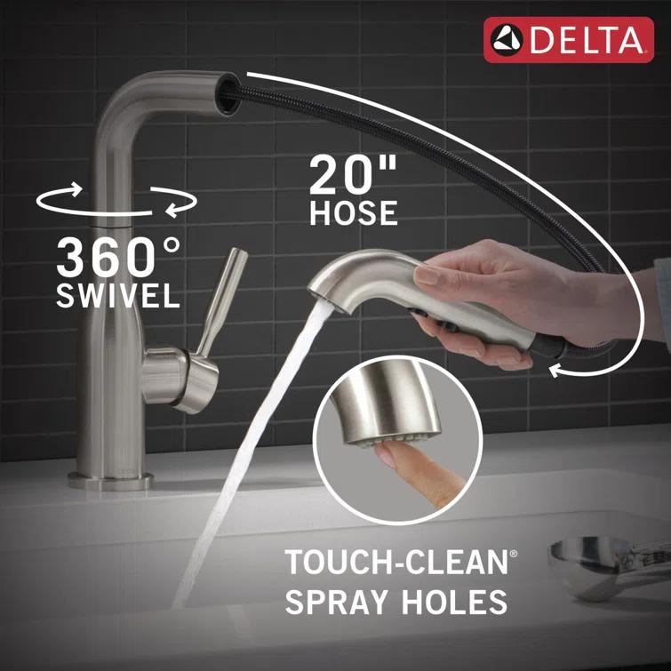 Almari Pull-Out Sprayer Kitchen Faucet, Single Handle Kitchen Sink Faucet