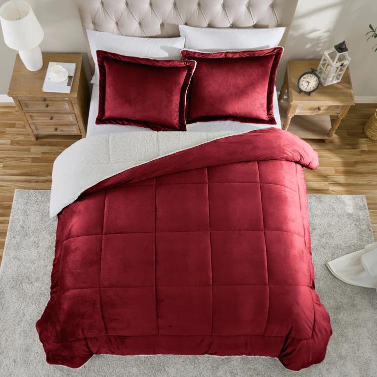 Ultra Plush Reversible Micro-Mink and Sherpa 3-Piece Comforter Set