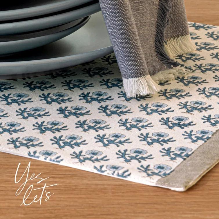 over&back Set of 4 Hand-Blocked Placemats - 100% Cotton - Machine Washable - Kitchen and Home Décor