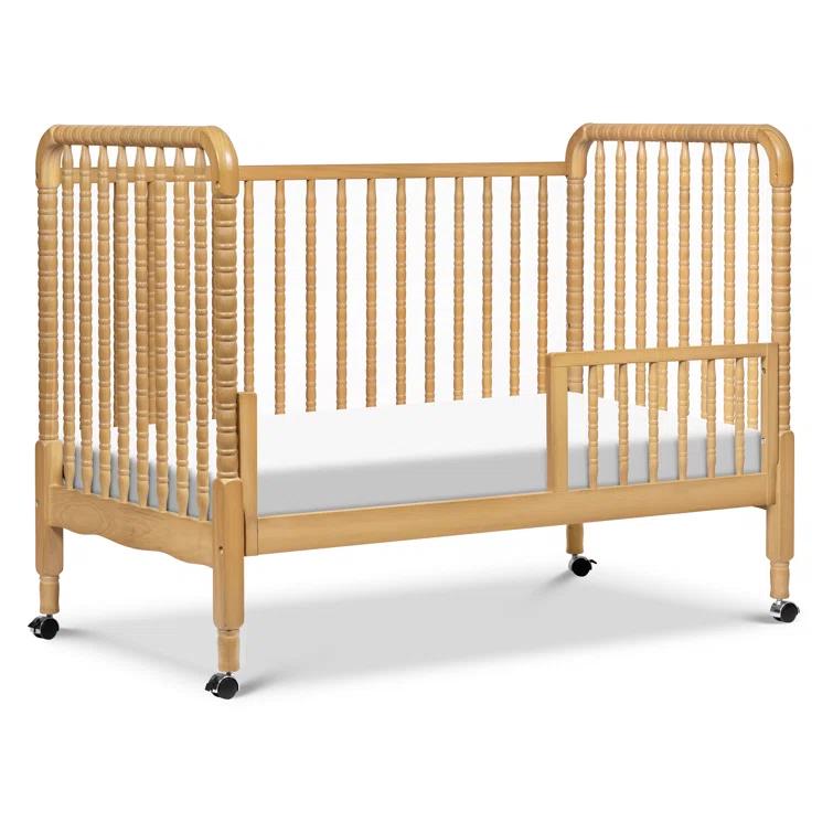Jenny Lind 3-in-1 Convertible Crib