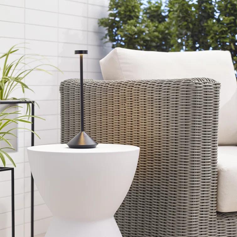 Moneta LED Table Lamp