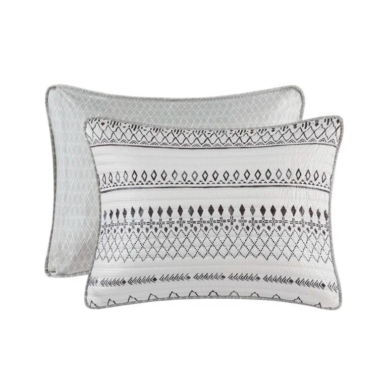 Madison Park Fraser 3 Piece Printed Seersucker Quilt Set