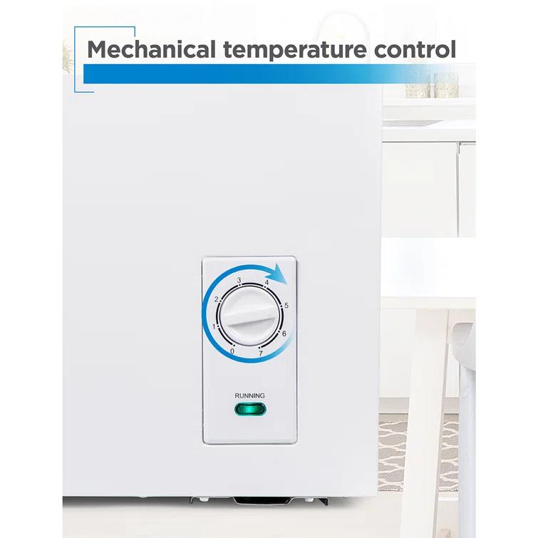 BLACK+DECKER BCFK Series BLACK+DECKER 2.7 Cu. Ft. Compact Chest Freezer, Deep Freezer Holds Up To 94.5 Lbs. of Frozen Food BCFK276