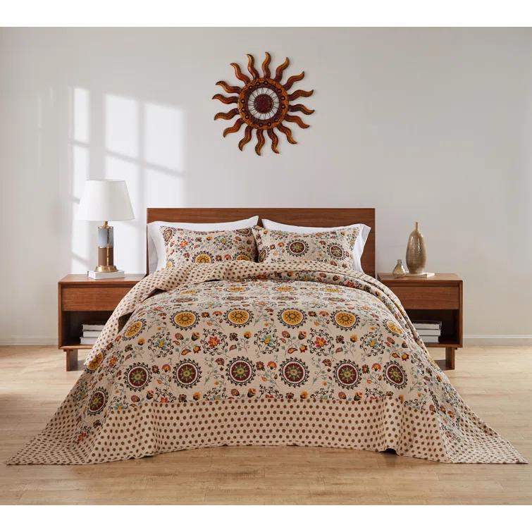 Andorra Medallion Cotton Reversible Quilt Set