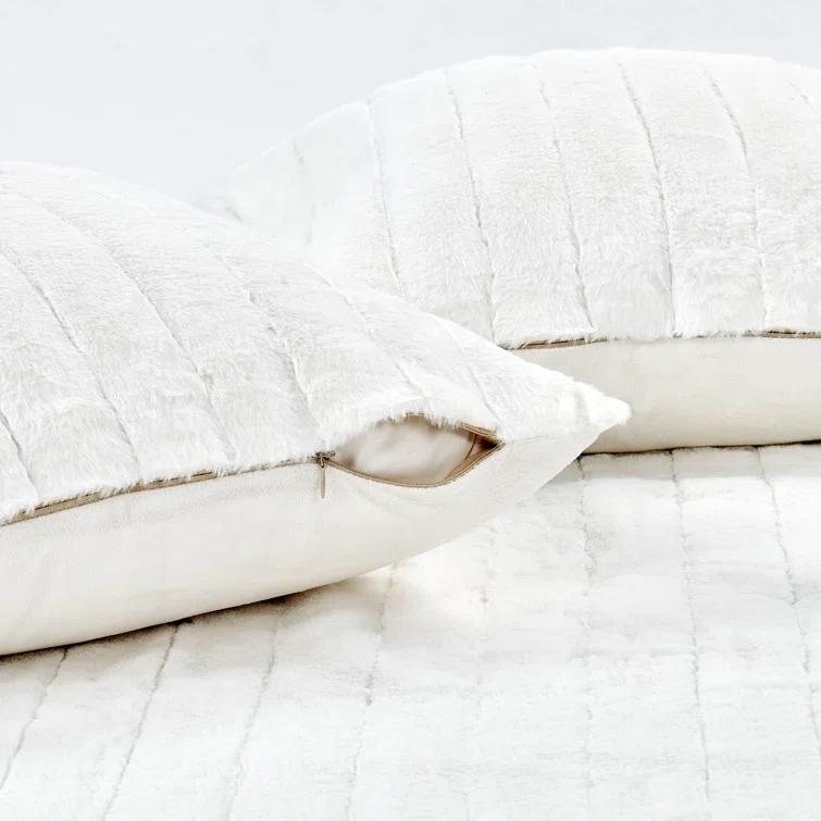 Home Soft Things Luxury Rabbit Faux Fur Throw Blanket