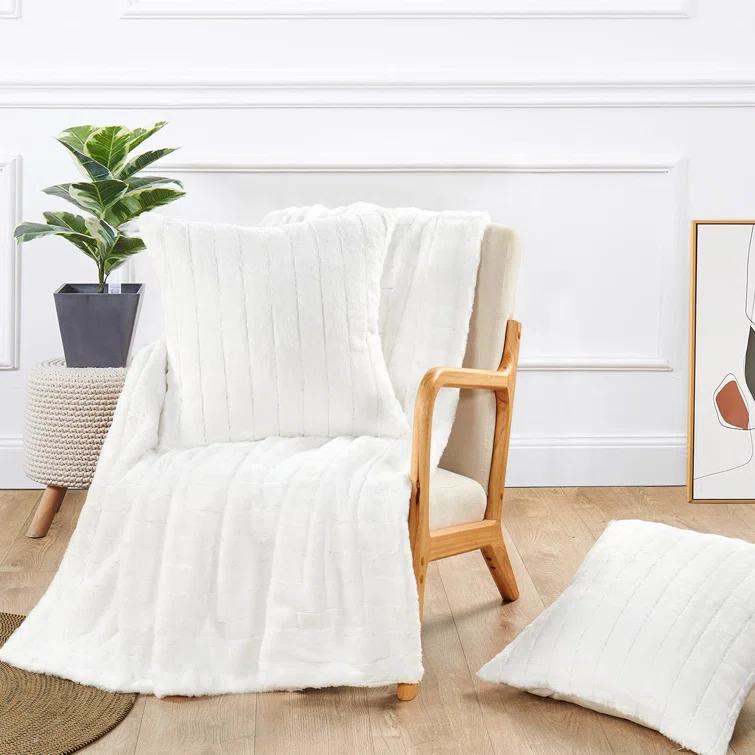 Home Soft Things Luxury Rabbit Faux Fur Throw Blanket