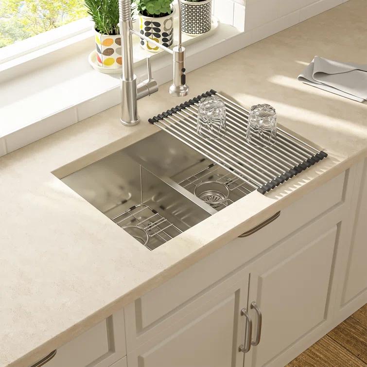 Lordear 28" L x 19" W Undermount Double Bowl 50/50 Kitchen Sink Double Basin 16 Gauge Stainless Steel Sink L28UKS255