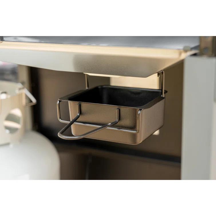 Megamaster 4 - Burner Freestanding Liquid Propane Gas Grill