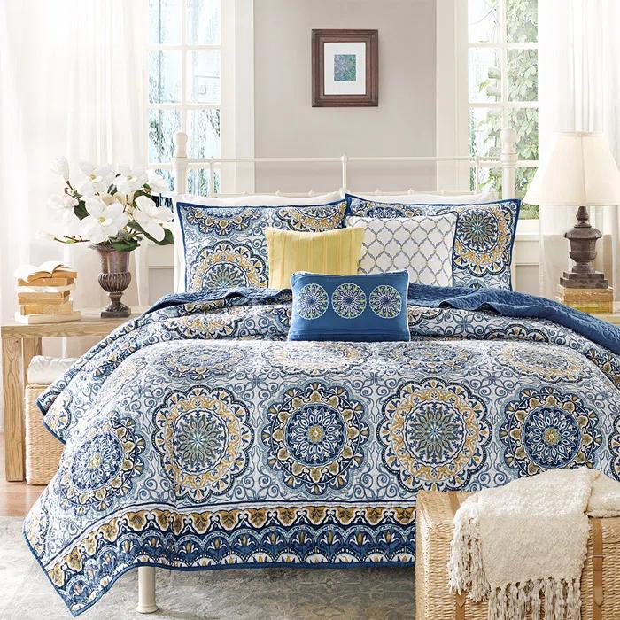Madison Park 6 Piece Reversible Quilt Set with Throw Pillows